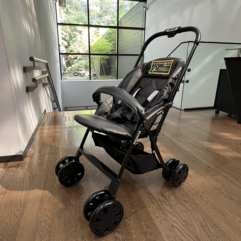 一般財団法人日本宝くじ協会より寄贈されたベビーカー